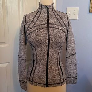 lululemon DEFINE JACKET - size 4